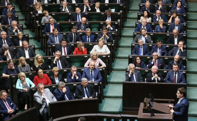 Pools parlement wijst strengere abortuswet af