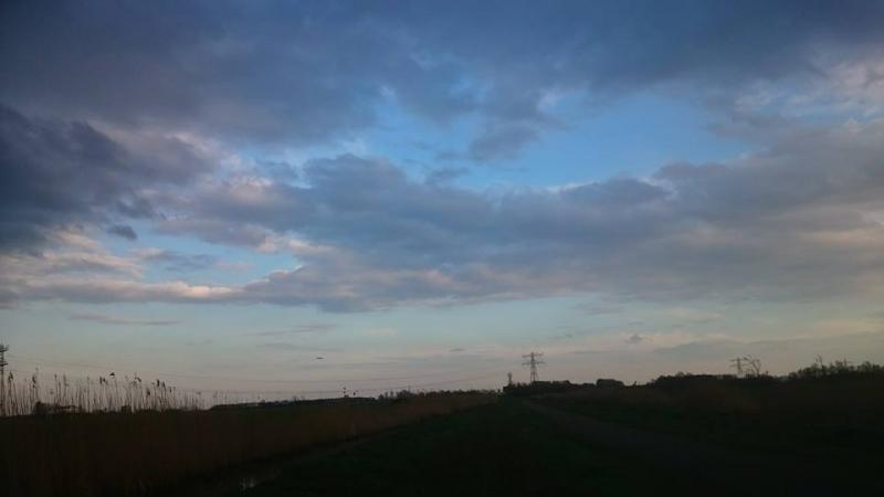 Wolkenvelden boven de polders van Haarlemmerliede (Foto: Stephan5)