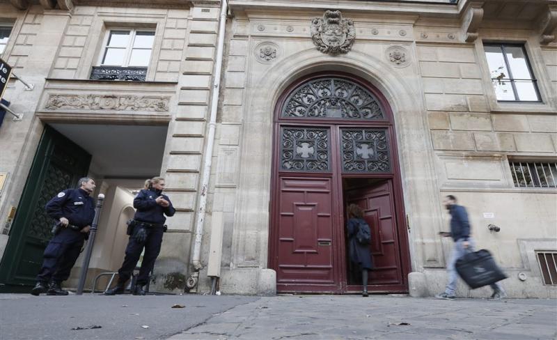 Franse politie onderzoekt dna-sporen roof Kim