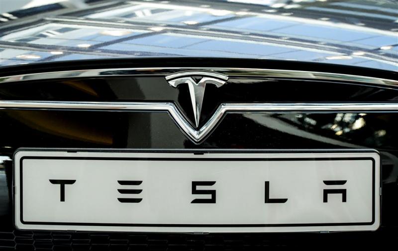 Stemming fusie Tesla, SolarCity in november