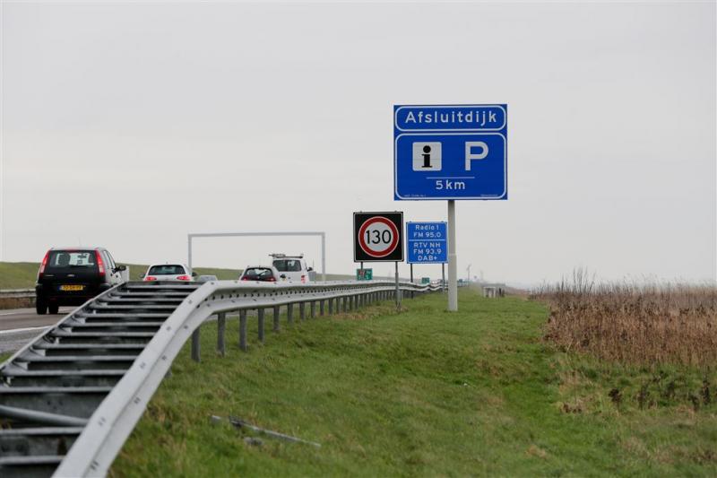 Afsluitdijk (A7) naar Friesland afgesloten