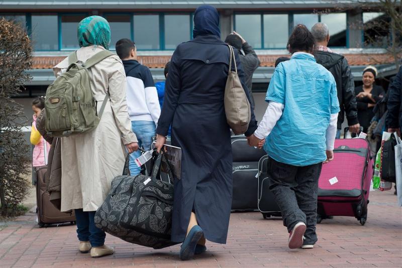 Veel minder asielzoekers naar Duitsland