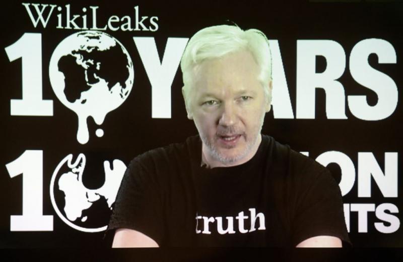 Verhoor Assange maand uitgesteld