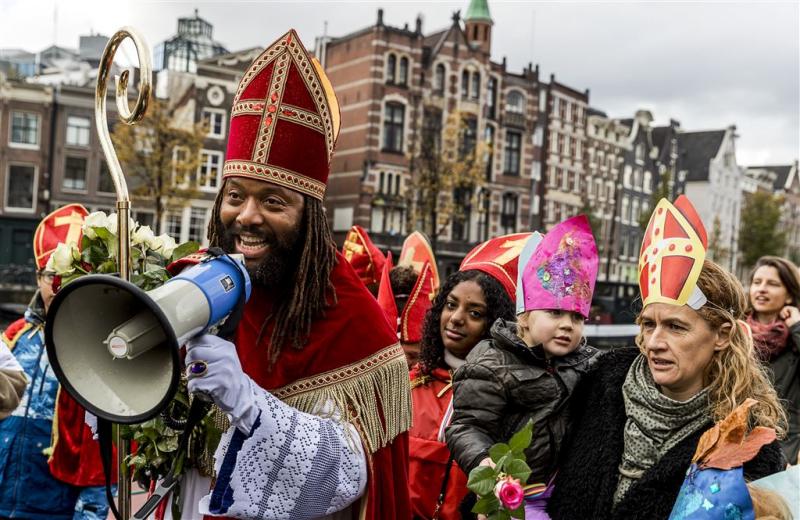 Alternatieve Sinterklaasintocht in Amsterdam