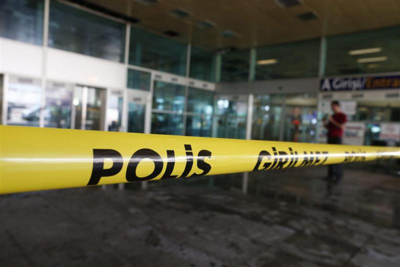 'Politie lost schoten bij vliegveld Istanbul'