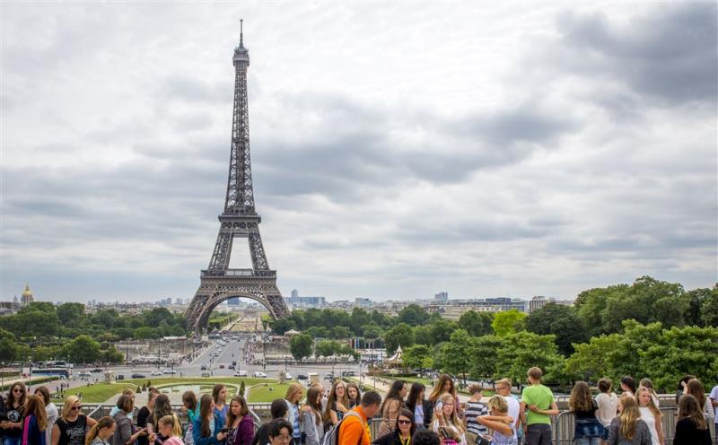 Veel toeristen mijden Parijs