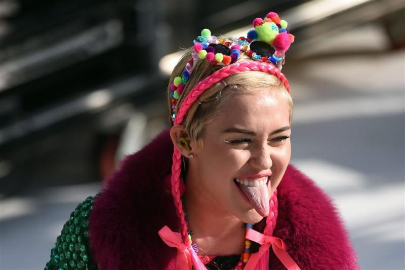 Miley Cyrus verlaat auto niet tijdens stemmen