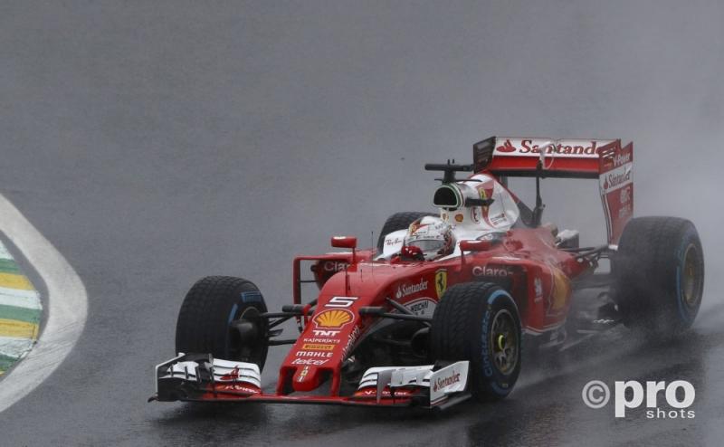 Vettel niet blij met Verstappen (PROSHOTS/Action Images)