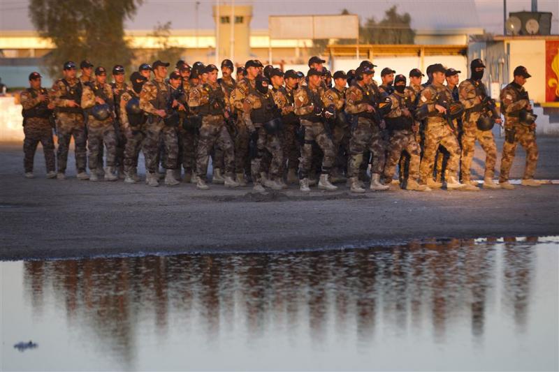 Commando's helpen Iraakse troepen aan front