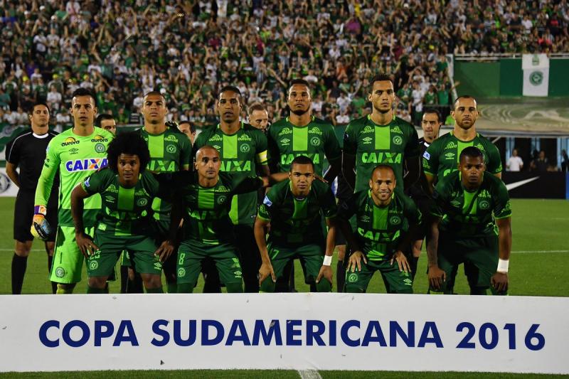 Leden van de Braziliaanse voetbalclub Chapecoense zouden aan boord zijn