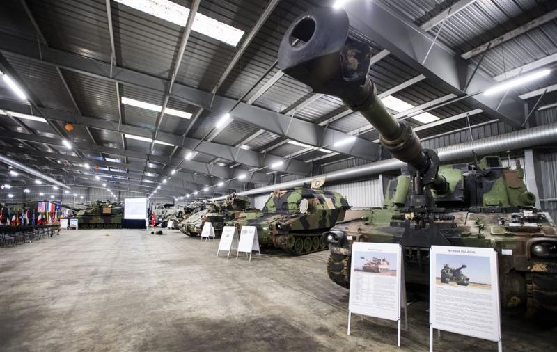Moskou boos over tanks in Limburg en Krimgoud