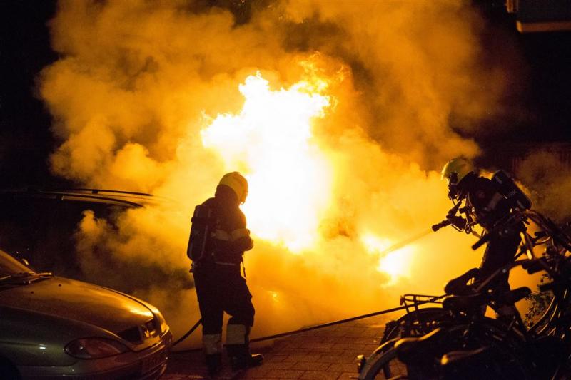 Politie onderzoekt autobranden Utrecht