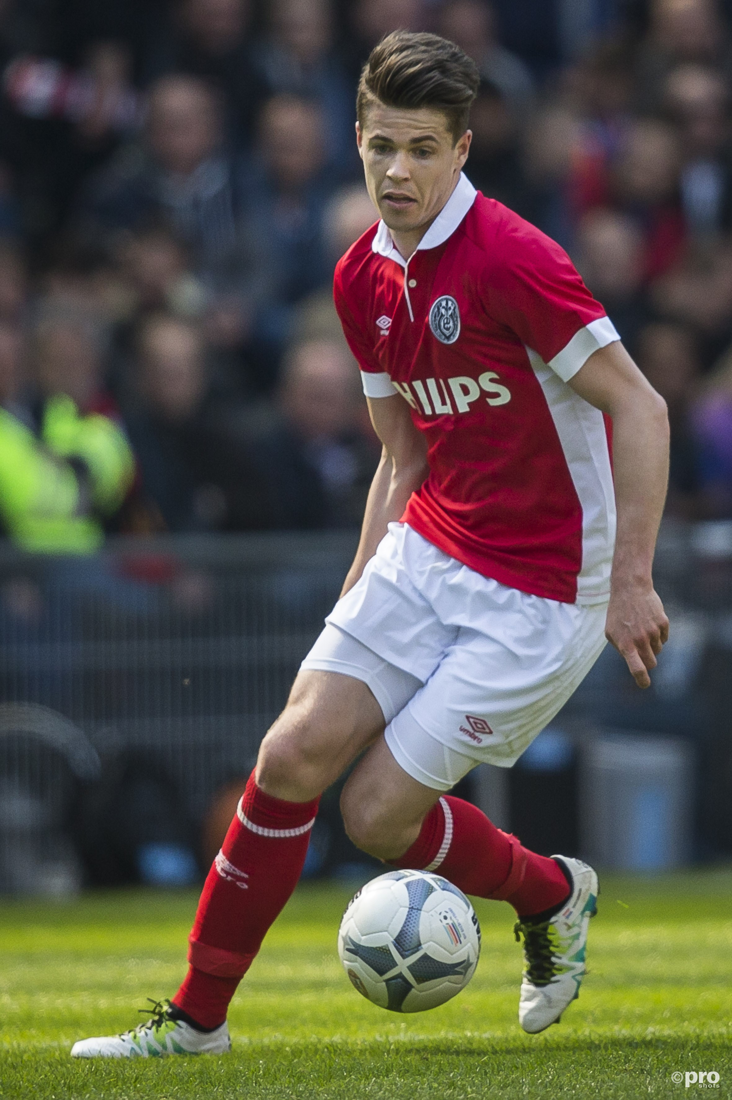 Van Ginkel zal opnieuw het shirt van PSV aantrekken. (PRO SHOTS/Joep Leenen)