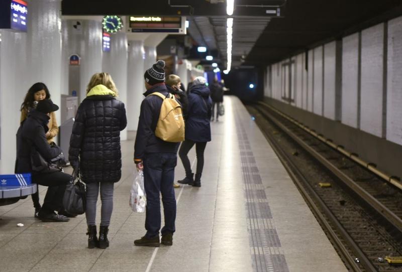 Opnieuw storing bij metro Amsterdam