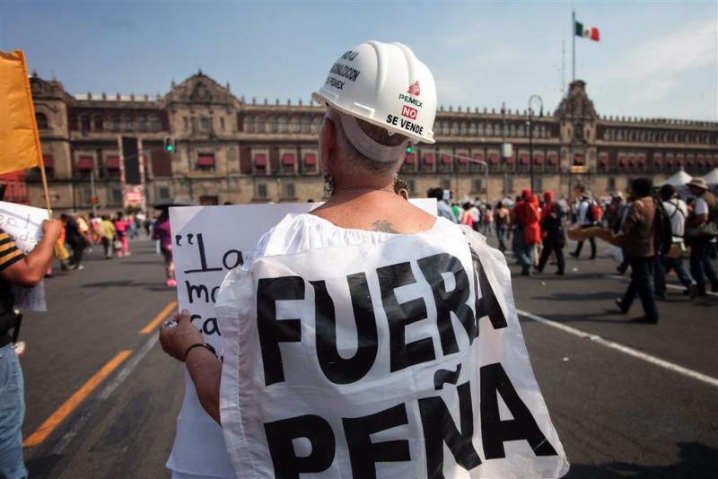 Hoge benzineprijs leidt tot protest in Mexico