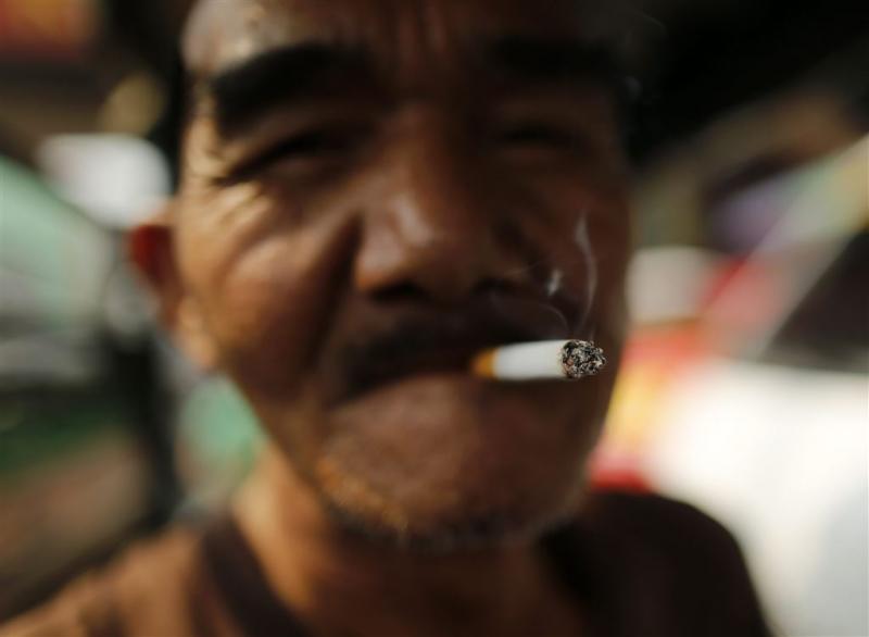 Onderzoekers: roken kost biljoen per jaar