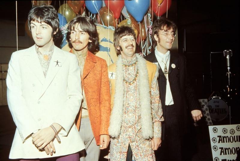 Beatles-medewerker 'Magic Alex' overleden