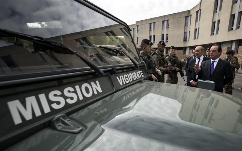 Frans leger bezorgd over diefstal truck