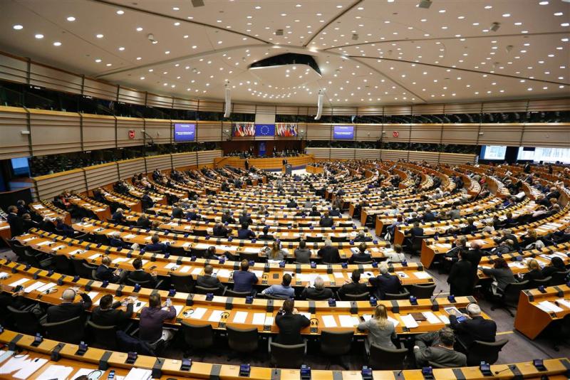 'EU-politici overspoelen lobbycircuit'