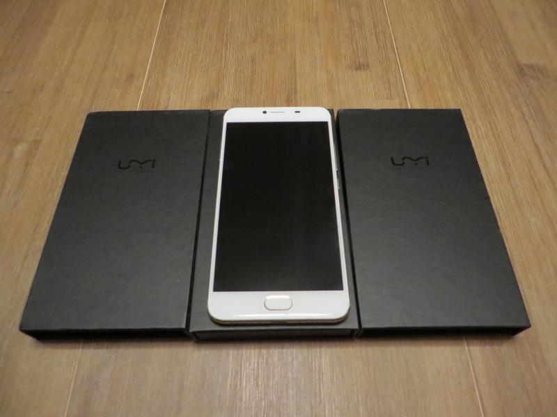 UMI Z preview voorkant