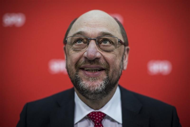 Duitsers zien liever Schulz als kanselier