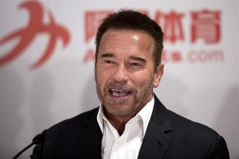Schwarzenegger overweegt terugkeer politiek