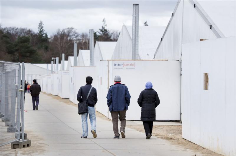 Bijna helft opvangplaatsen asielzoekers leeg