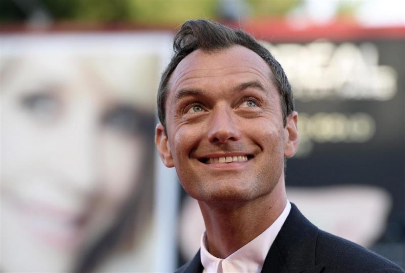 Jude Law jonge Perkamentus in Potter spin-off