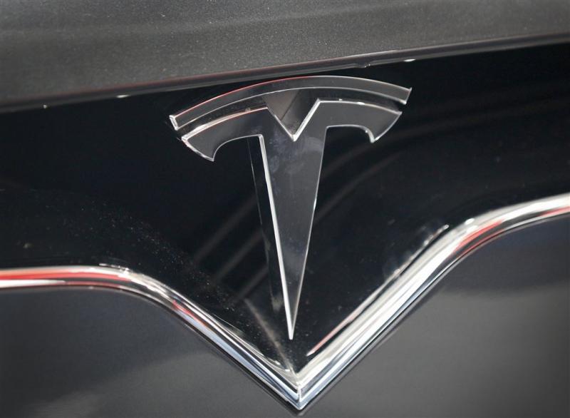 Tesla schikt rechtszaak tegen ex-chef