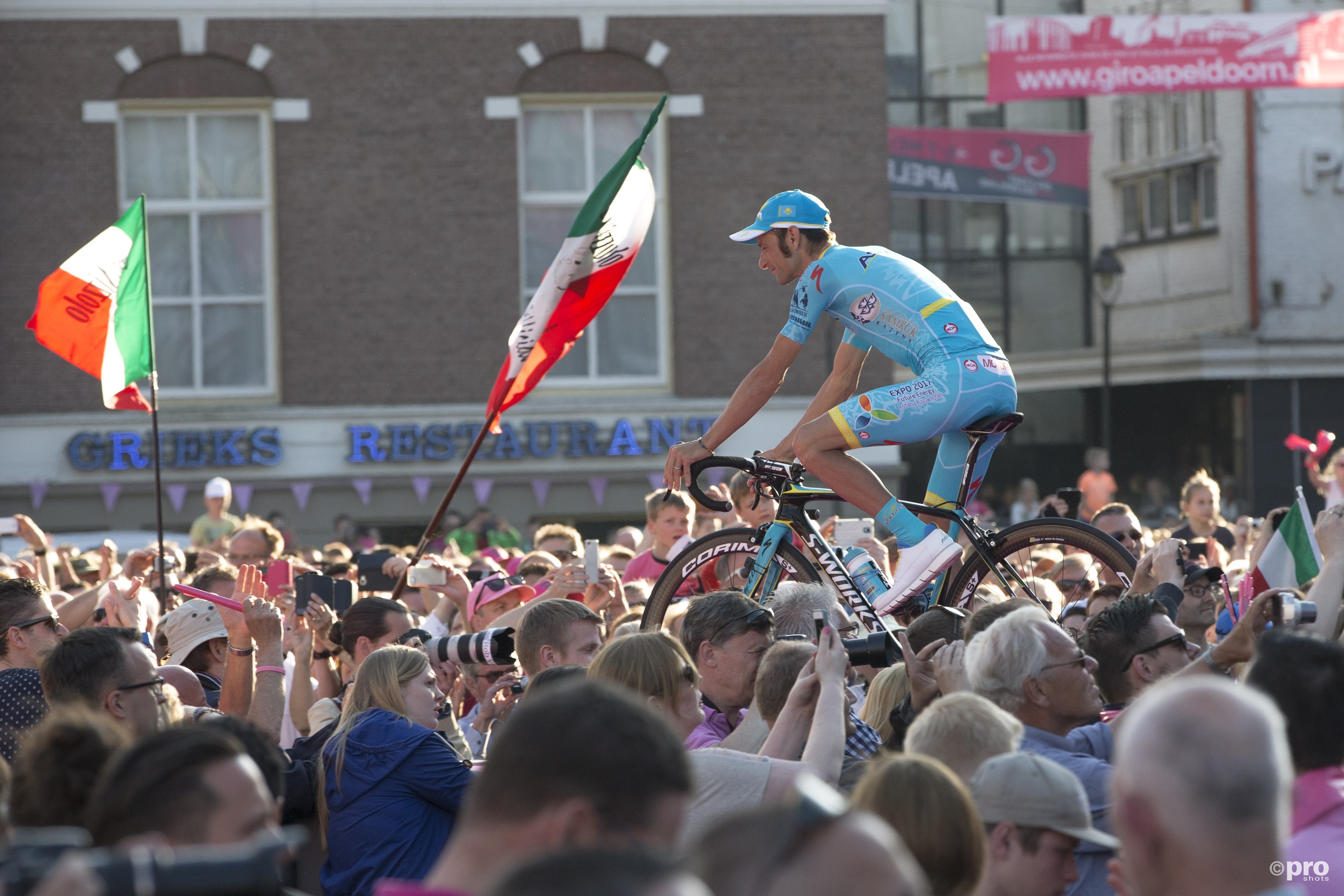 Ook in Apeldoorn was Scarponi vorig jaar aanwezig bij het begin van de Giro d'Italia (Pro Shots)