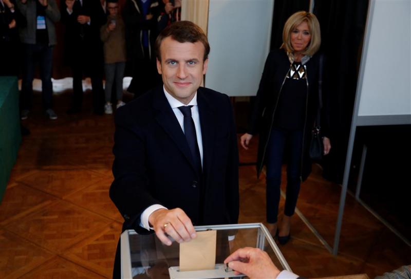 'Macron aan kop bij verkiezingen'