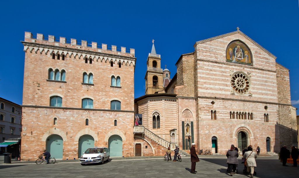 Het plein in Foligno (Foto: Panoramio)