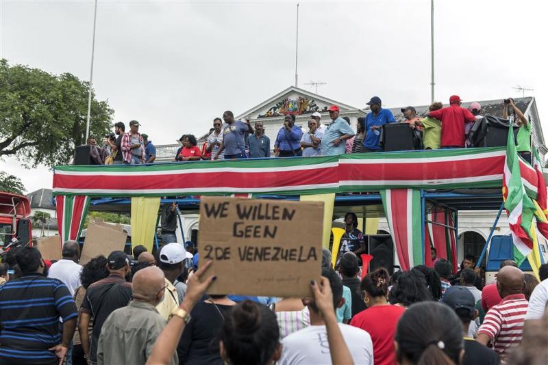 Oppositie Suriname betoogt tegen Bouterse