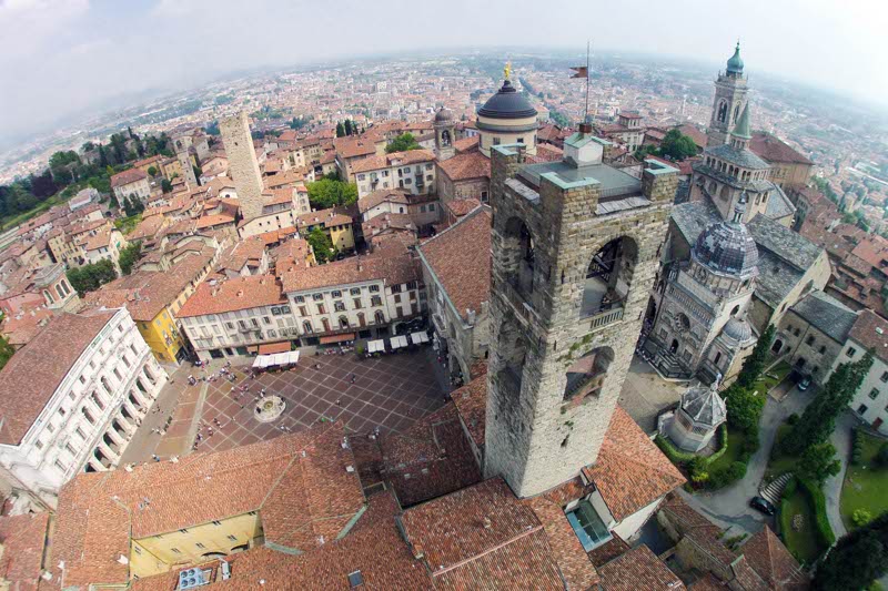Nog een blik op Bergamo (Foto: Panoramio)