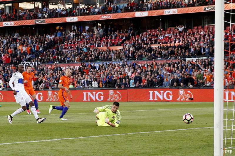 Robben zette Nederland met de 1-0 op het juiste spoor (Foto: Pro Shots/Stanley Gontha)