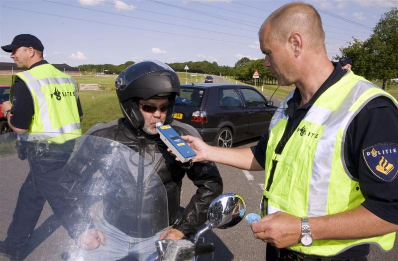 TT Assen: honderden motorrijders gecontroleerd