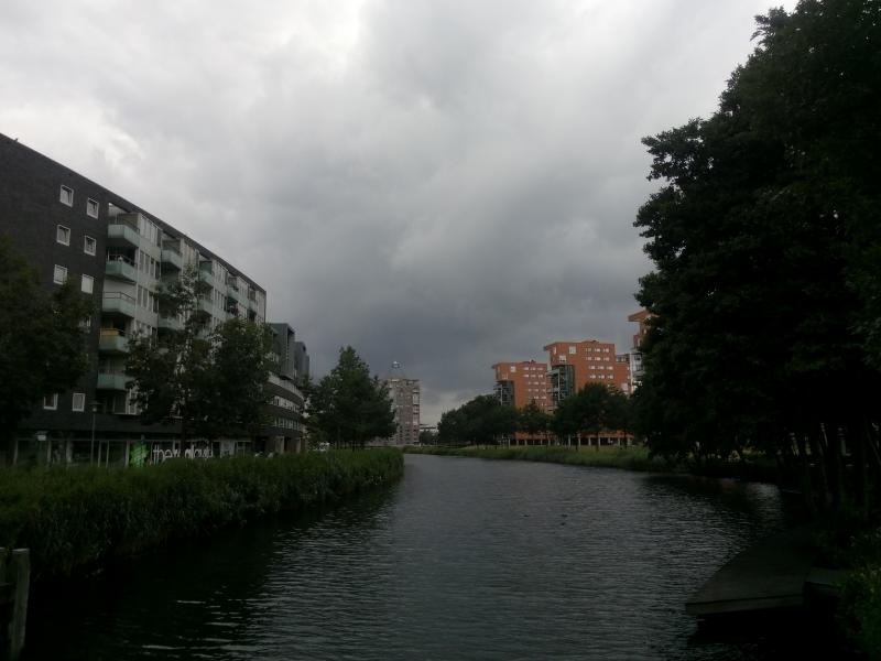 Het kanaal bij Apeldoorn (Foto: bazbo)