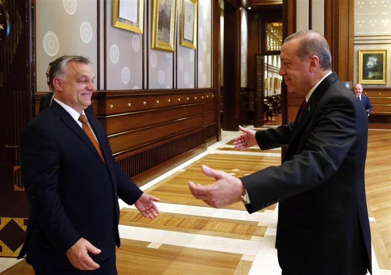 Orbán laakt 'vijandigheid tegen Turkije'
