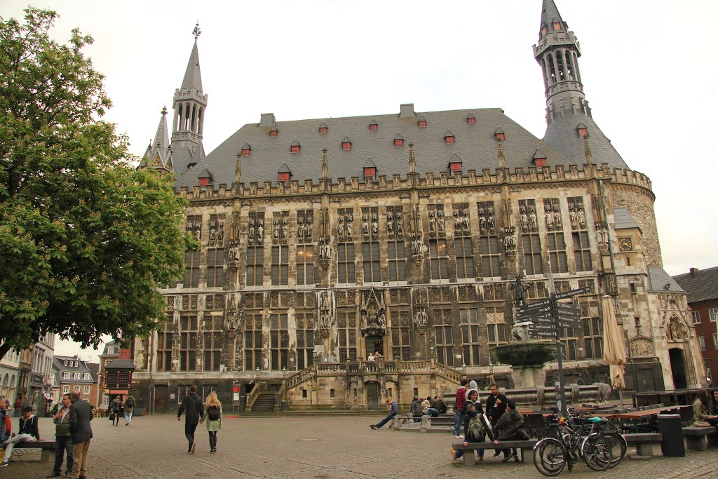 We werpen een blik op Aachen vandaag (Foto: Panoramio)