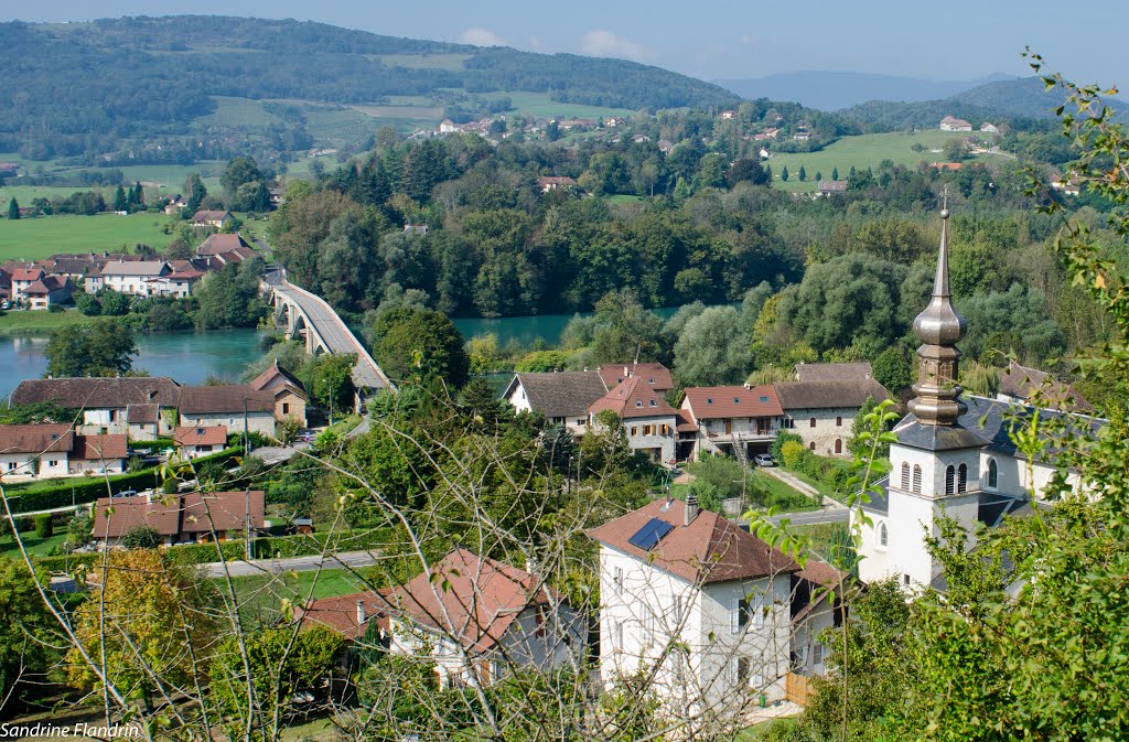 Lucey, een leuk dorpje (Foto: Panoramio)