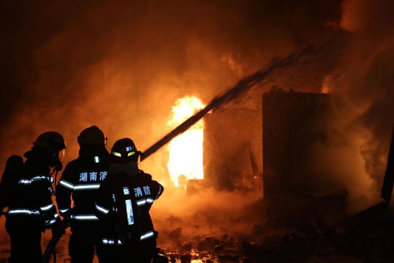 22 doden door brand in Chinese woning 