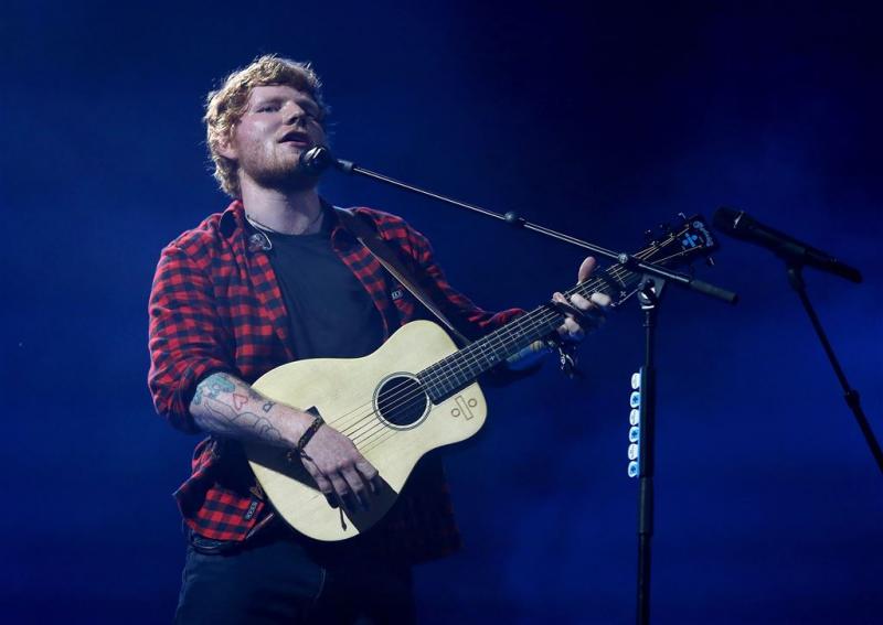 Ed Sheeran terug op Twitter