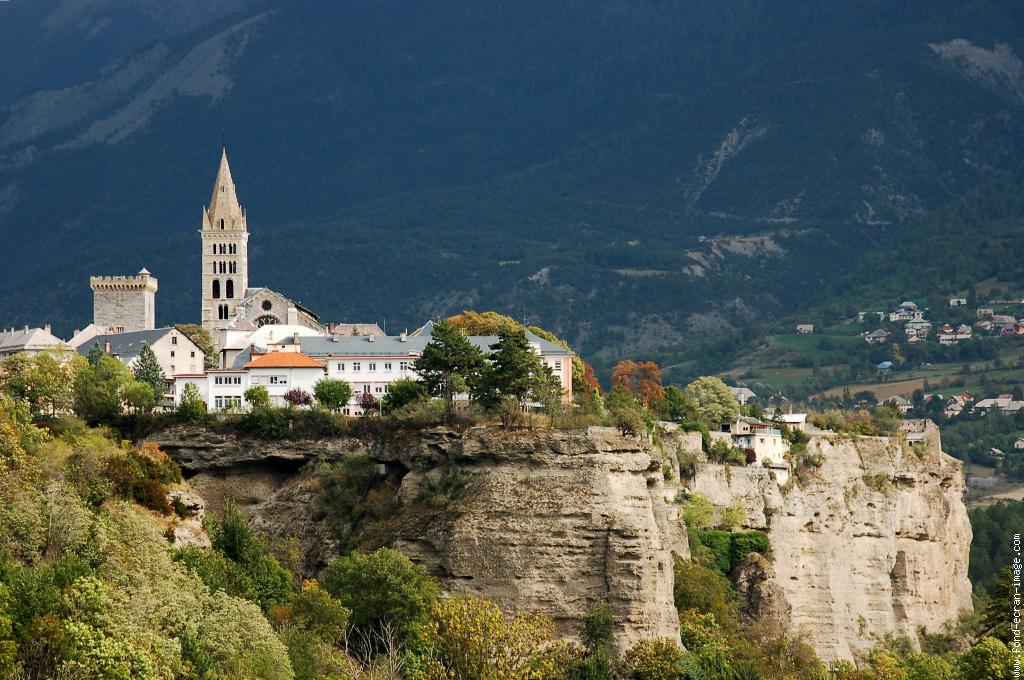 Het mooie Embrun (Foto: Panoramio)