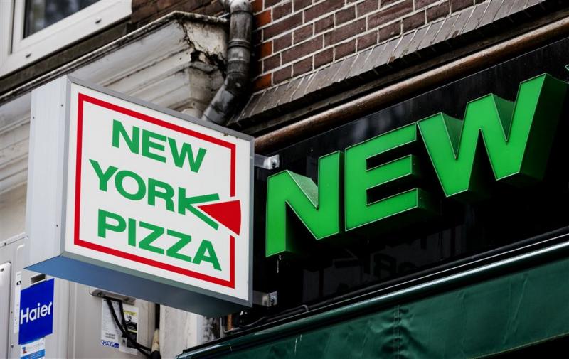 New York Pizza vecht stempel fastfood aan