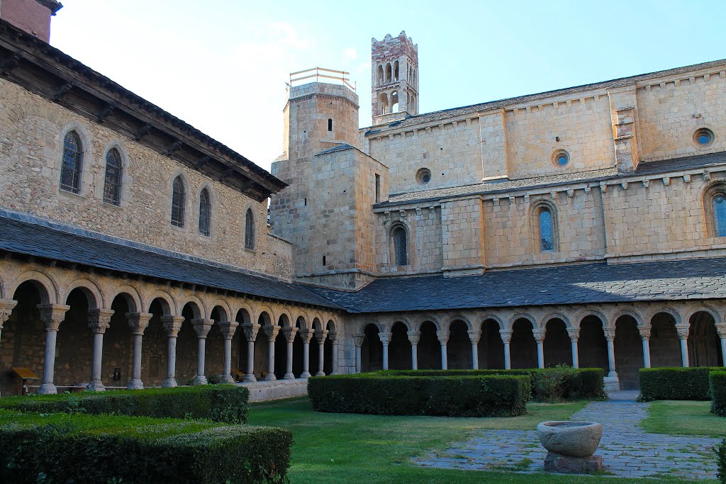 We rijden door La Seu d'Urgell (Foto: Panoramio)