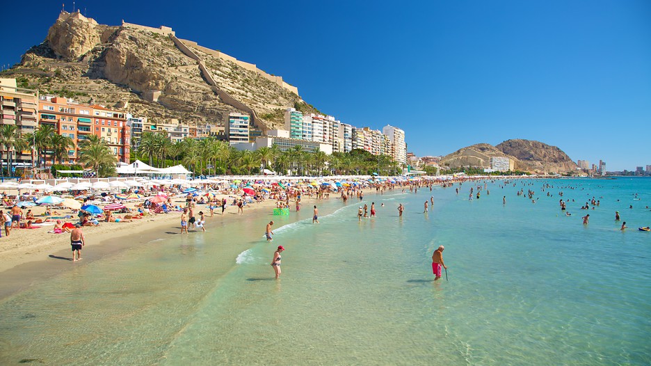 Alicante, inclusief kasteel (Foto: Panoramio)