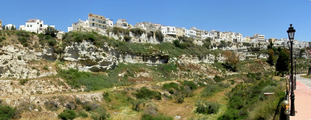 'Hangende huizen' bij Sorbas (Foto: Panoramio)