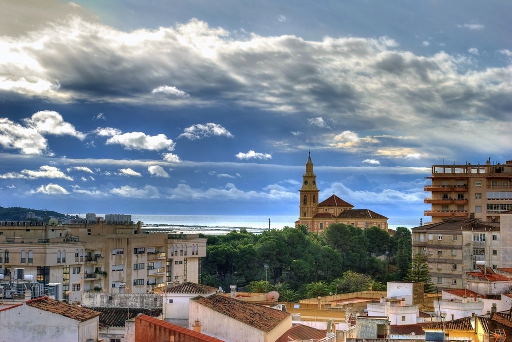 De fraaie kerk in Motril (Foto: Panoramio)