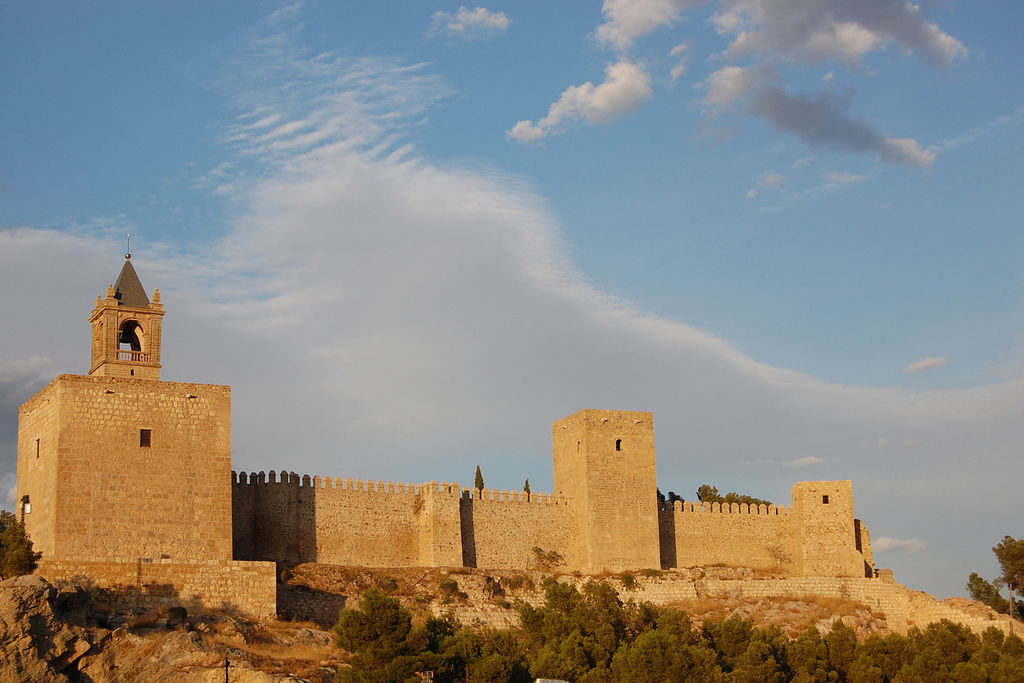 Het mooie Moorse kasteel bij Antequera (Foto: WikiCommons)