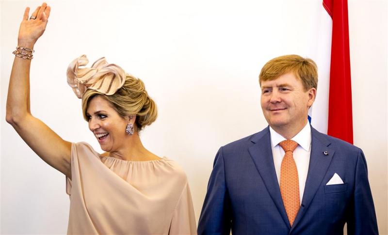 Koning en Máxima lunchen met uitblinkers 